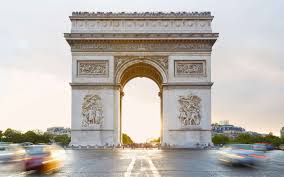 l'Arc de Triomphe 